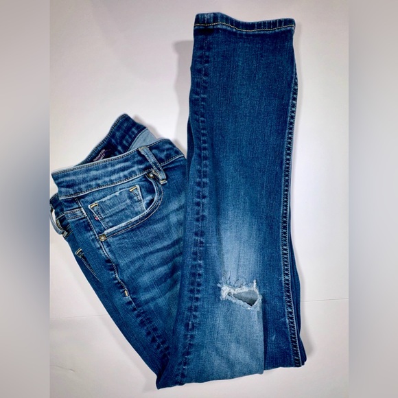 EUC VIGOSS Thompson Tomboy Classic Fit jeans - size 30/25. - Picture 3 of 7